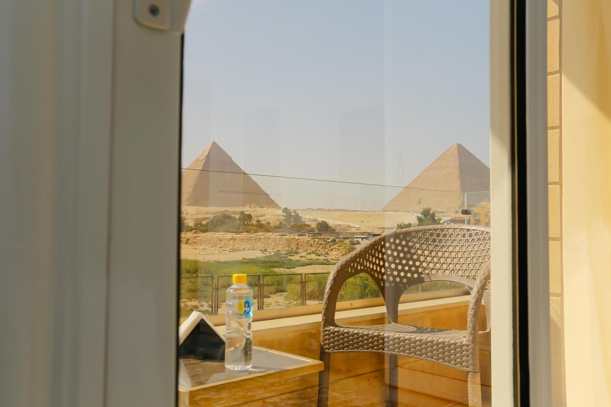 Pyramids Land Palace Kafret el-Gabal エクステリア 写真