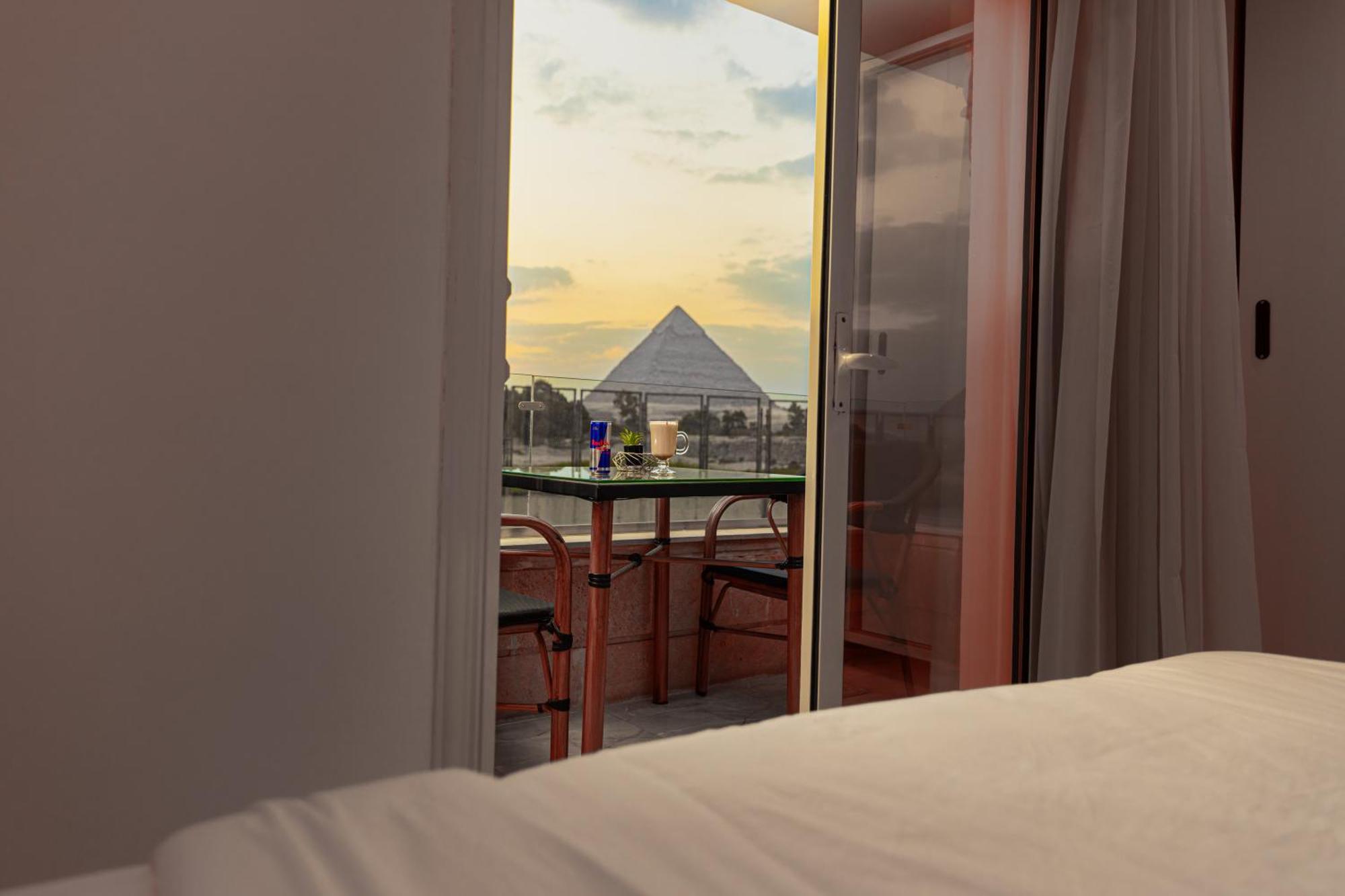 Pyramids Land Palace Kafret el-Gabal エクステリア 写真